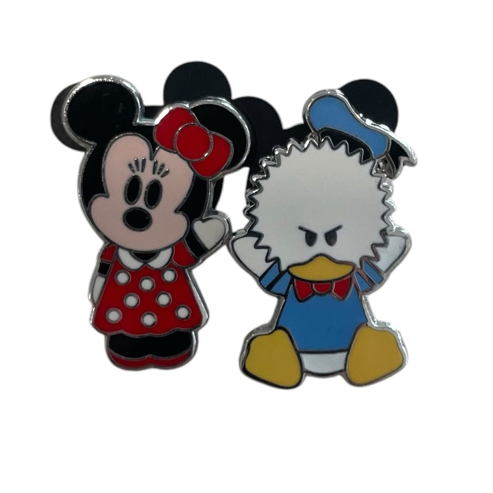 Disney Pins Set of 2 Baby Minnie Mouse Waving and Angry Donald Duck Pins 2007